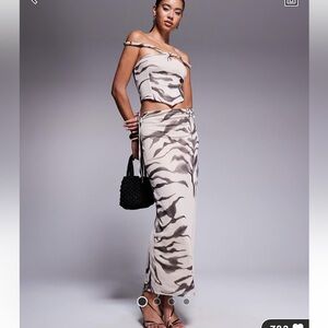 Elegant Zebra Print DRESS